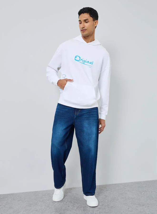 Styli Men White Smurf Graphic Print Hoodie